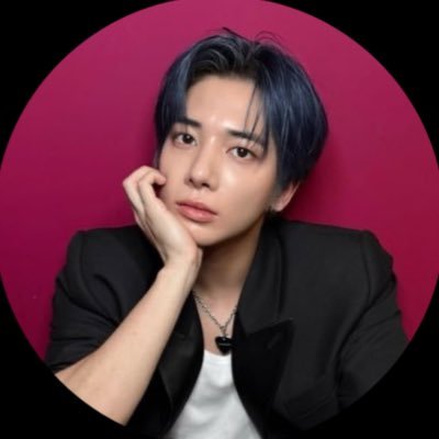 _vllnl's profile picture. @txt_bighit MOA