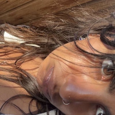 mainzays's profile picture. first year HCI student👩‍💻 || degree is serious, personality definitely not || ⬇️ Documenting the process