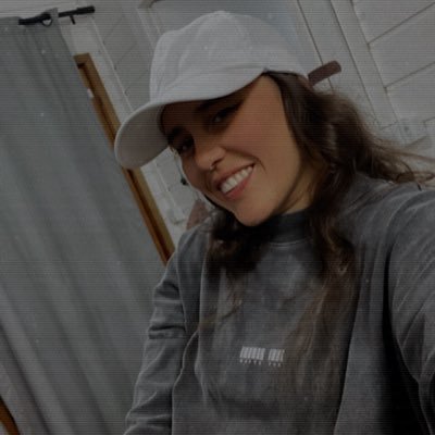 maisumaporai_'s profile picture. 