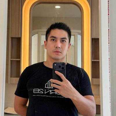 NadesSanch95700's profile picture. 