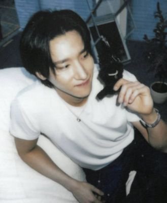 dxnielsky's profile picture. Not Real. 96's. Soft tone, wicked mind. Monsta X's Maknae, Im Changkyun. Idol ga diving.