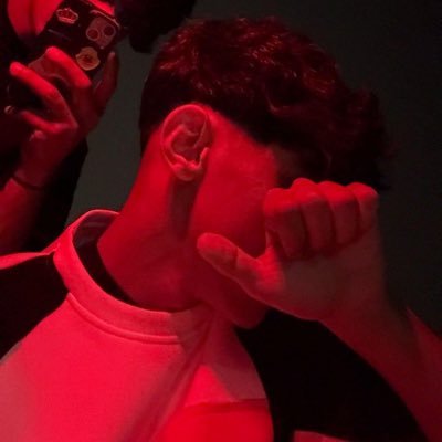 i7m21's profile picture. 