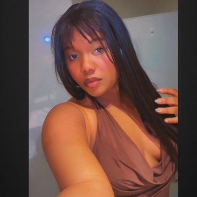 Jhoune09's profile picture. I know the race tracks like your man😉