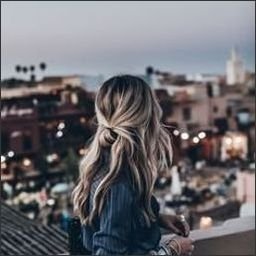 MookesnGVcXs's profile picture. 