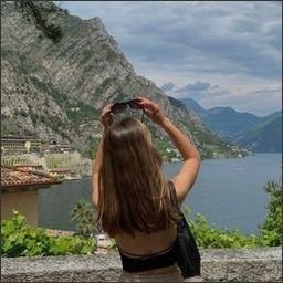 SushoolAhsGe's profile picture. 