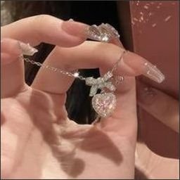 ShewnarU9pfR66's profile picture. 