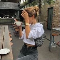 Lioseson0B09j's profile picture. 