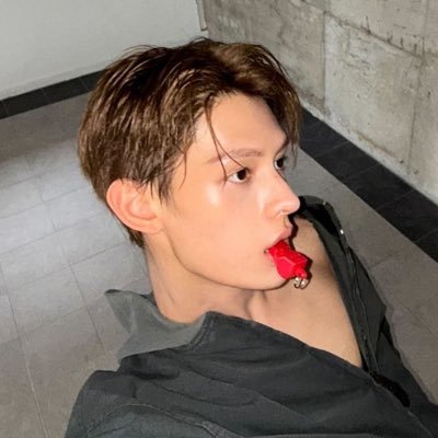 smoogio's profile picture. 