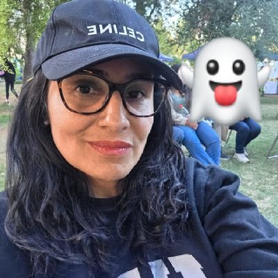 paulymick's profile picture. Leguleya 🤓.Hincha férrea de la Universidad Católica🤍💙, me gusta el grunge.