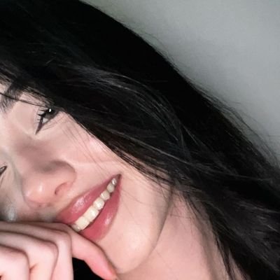 AteneaMorel's profile picture. 𝓡𝓮𝓲𝓷𝓪 ⁠♡ 4:44 ♡