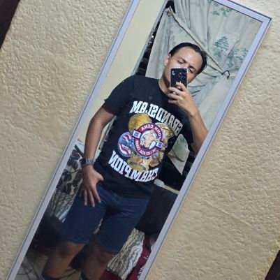 thelalo_'s profile picture. After 27 years, I'm still here 🤙🏽 | Ser un buen ser humano debe ser la religión universal.