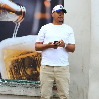 GxumisaThemban4's profile picture. 