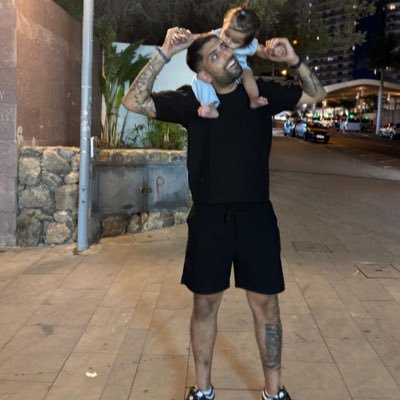 aran_basi's profile picture. YNWA