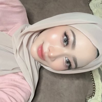 urfavputeri's profile picture. i’m too princess for this world🕊️.