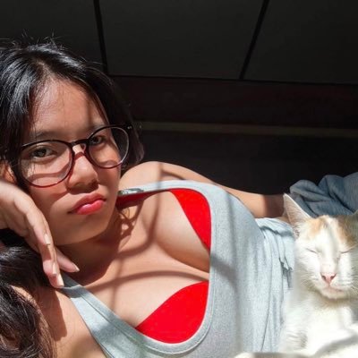 nannyadumps's profile picture. aap yaha aaye kis liye??