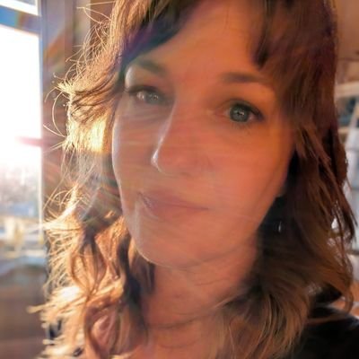 d00liv's profile picture. I am thankful for laughter, except when milk comes out of my nose

German 🇩🇪