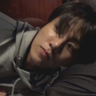 R19cs's profile picture. 