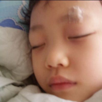 gobsmackedw's profile picture. nostalgic sea , mischievous light and all things shine bright