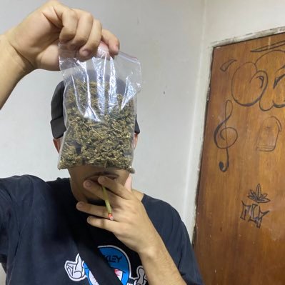 shelikeben0's profile picture. nós é o puro desacato