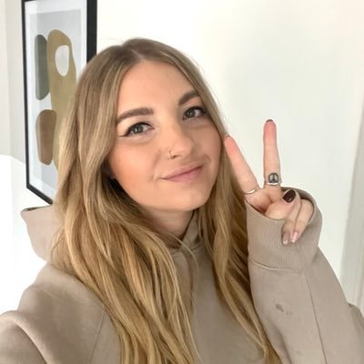 dreamreadsclub's profile picture. 