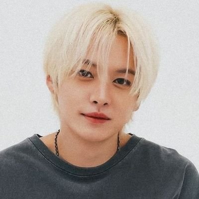 Emy_STAY_'s profile picture. I'mma protect Stray Kids. Do it for the Team! 
👑 STRAY KIDS TWO-TIME MILLION SELLERS 👑 DOUBLE MILLION SELLERS 👑 QUINTUPLE MILLION SELLERS 👑 You Mad Bruh? 😏