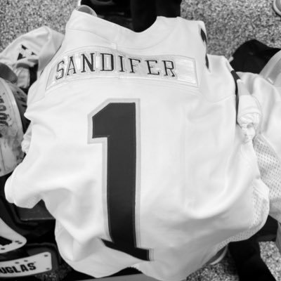 sandifer_neico's profile picture. Chase your dreams because people told me I couldn’t! Wide receiver @edub