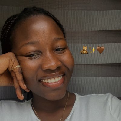 MakindeYetund12's profile picture. Butterfly Nurse 🦋 * Gen Z Nurse Tutor