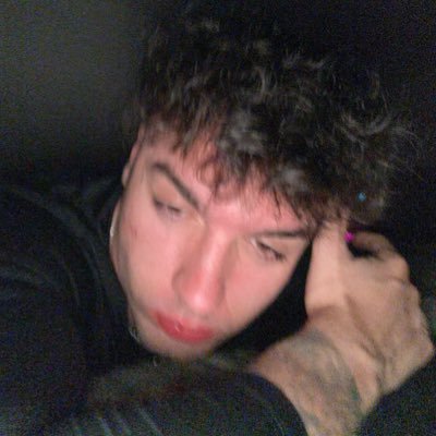 TayWH5's profile picture. esoteric idiot and slayer