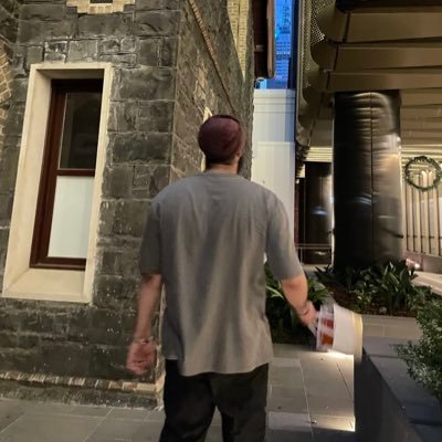 furaar's profile picture. 