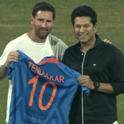 officialtharunn's profile picture. Thalapathy Vijay fanatic | Sachin