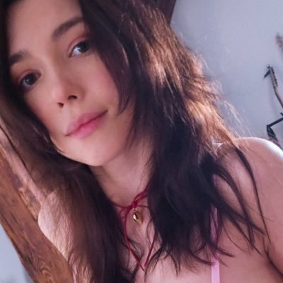 Mia626706440484's profile picture. 