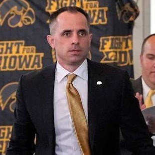 Zhoops44's profile picture. 