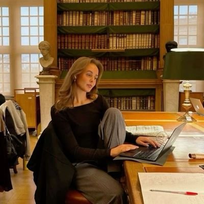 imaaya233's profile picture. I handle all assignments, homework, online exams, online classes, essays, exams and all other writing services 
Hit my dm for assistance