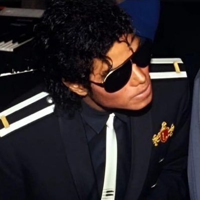 Jody👑🐝 Profile