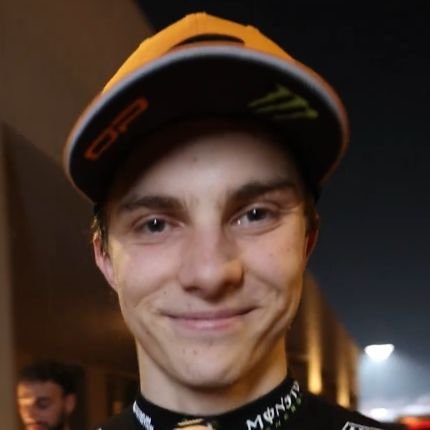 chickpeastri's profile picture. 🐨 on my best days, i am truly the best 🇦🇺//🇪🇸 dreaming is for free 🌶
28 ~ she/her