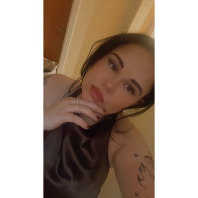 _kellshitch's profile picture. 🐱 Lily🐱 8.5.24🕊️💕