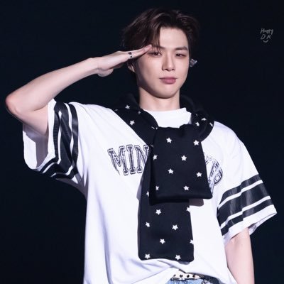 Linda68368117's profile picture. Runway : Walk to Daniel 12/13 to 14