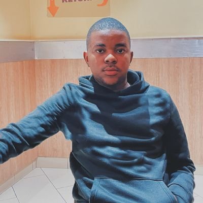 Kgopotso_11's profile picture. IG: Unxle.gee.jpg 
@ChelseaFC X @RealMadrid