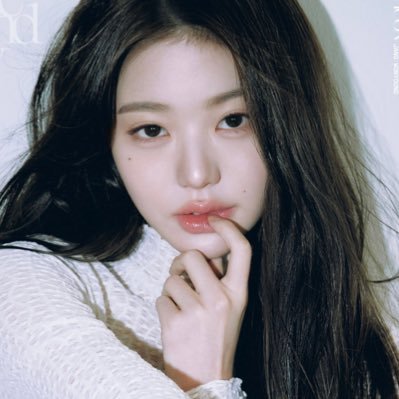 vickyempirex's profile picture. hubby @tiemus3 ！Wonyoung fan acc