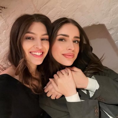 charminG177's profile picture. Family👪🇺🇲Patriotic🇺🇲Corporate girl💪Love work, enjoy life🎉

Be yourself，everyone else is already taken