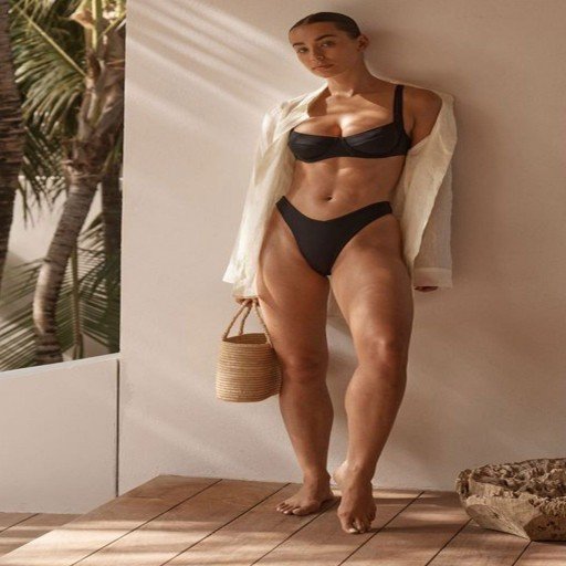 uijuisee66788's profile picture. I walk like I own every inch of your thoughts