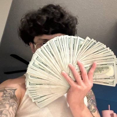 xanshotme's profile picture. 