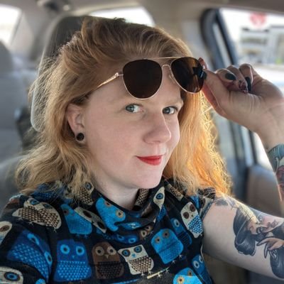 Alicestouch_'s profile picture. Curator of private moments /Memes / Artist / Tattooed / Gamer / Nerd / Chickens / 🐝 / Gardening / 420 💚🍄✨️ / Full time RV living / Nature 🌿 / Adventurous