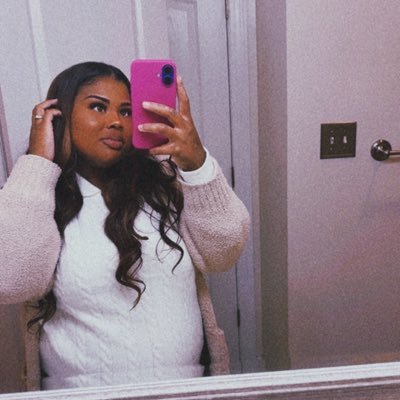 AdoreeNey's profile picture. 🌸💕Girl & Boy Mom 💙🦖|