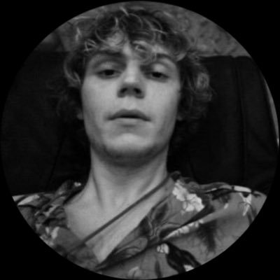 kalashnikaze's profile picture. fundamentalista de los ravioles de ricota