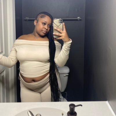 allforkiaa's profile picture. enjoy life, don’t take everything serious.