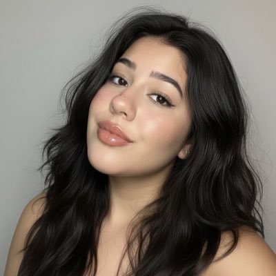 NicoleBrown5050's profile picture. 24 yo