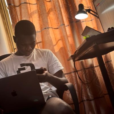 enochidx's profile picture. 17y/o Software Engineer | 5x Hackathon Winner | 1x Code Jam Winner @getmimo | IEEE member | Computer Engineering student @ OAU.