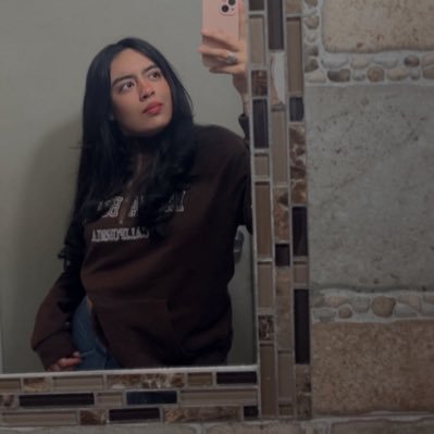 valerymaciass_'s profile picture. Soy sarcástica para socializar :) Hablo un chorro