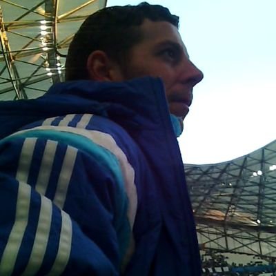 guidou84's profile picture. On chante comme #Depé sans jamais rien lâcher notre amour du maillot ⚽️ #TeamOm @MTP_1994_#antipsg @OM_Officiel #jallaMichto @JP_Papin mon idole